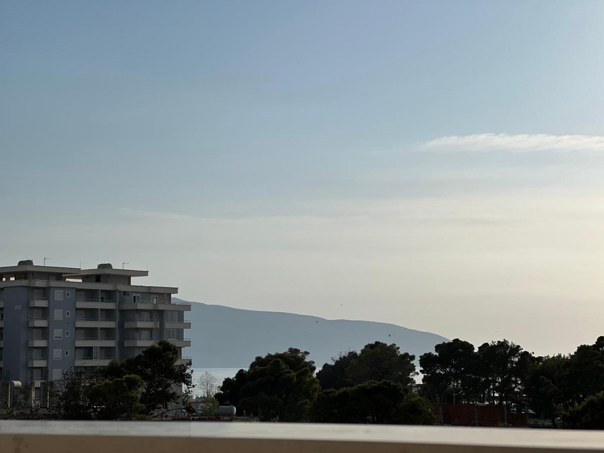 Arial Penthouse Suites Vlore Exterior photo