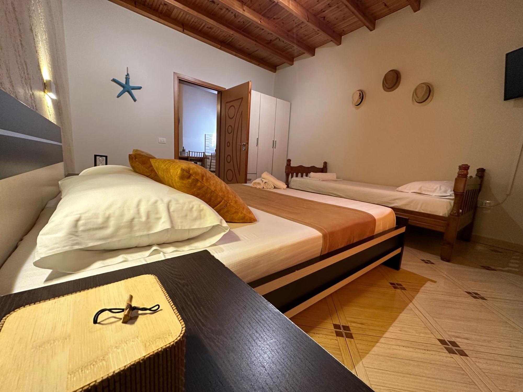 Arial Penthouse Suites Vlore Exterior photo